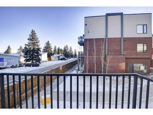 126-81 Greenbriar Place Nw, Calgary, AB - Outdoor With Exterior