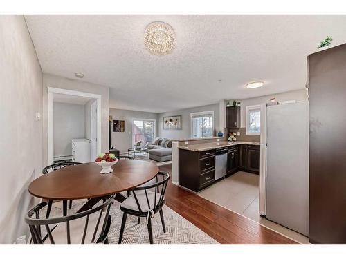 313-6315 Ranchview Drive Nw, Calgary, AB - Indoor Photo Showing Dining Room