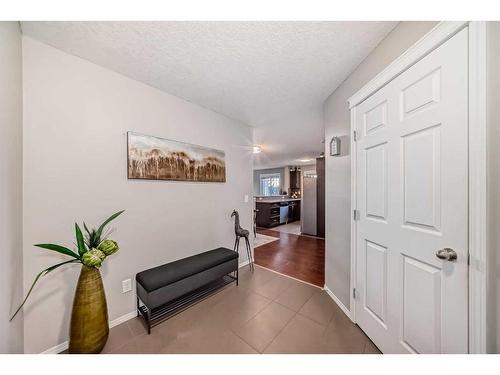 313-6315 Ranchview Drive Nw, Calgary, AB - Indoor Photo Showing Other Room