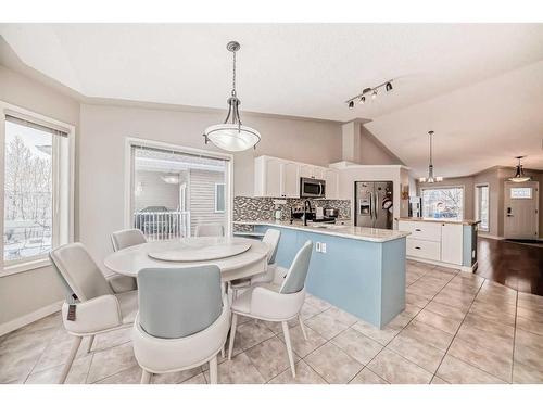 2435 Morris Crescent Se, Airdrie, AB - Indoor Photo Showing Dining Room