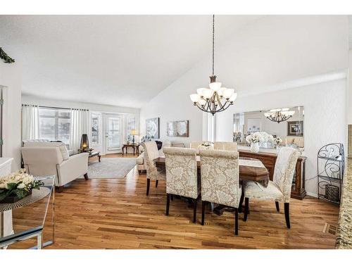 54 Rivercrest Villas Se, Calgary, AB - Indoor Photo Showing Dining Room