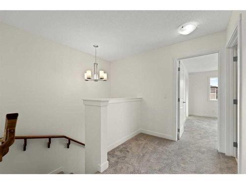 722 Bayview Hill Sw, Airdrie, AB - Indoor Photo Showing Other Room