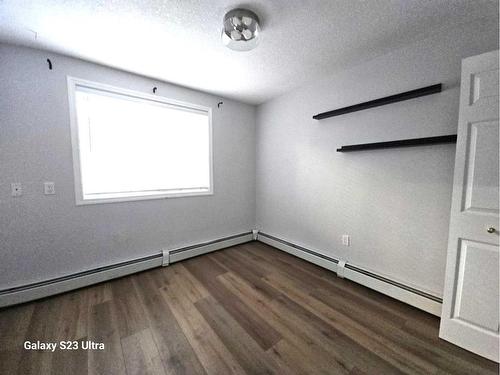 102-881 15 Avenue Sw, Calgary, AB - Indoor Photo Showing Other Room