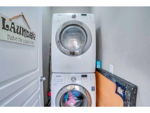 54 Redstone Mews Ne, Calgary, AB - Indoor Photo Showing Laundry Room