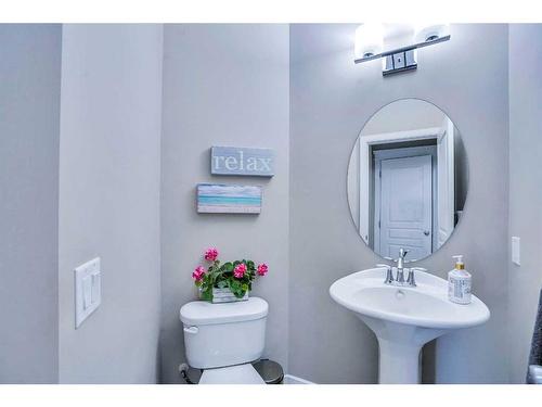 54 Redstone Mews Ne, Calgary, AB - Indoor Photo Showing Bathroom