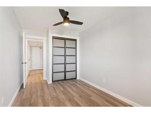 514-9800 Horton Road Sw, Calgary, AB - Indoor Photo Showing Other Room