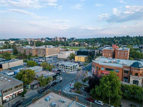 1603-817 15 Avenue Sw, Calgary, AB - Outdoor With View