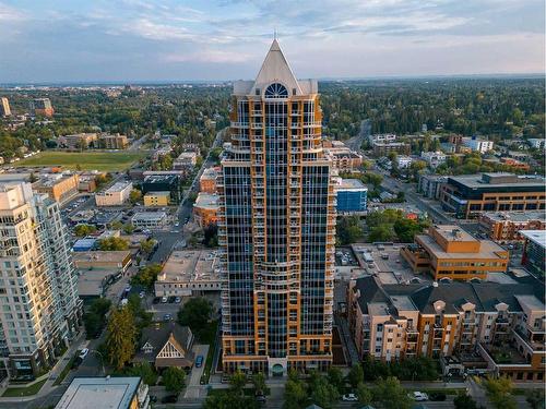 1603-817 15 Avenue Sw, Calgary, AB - Outdoor With View