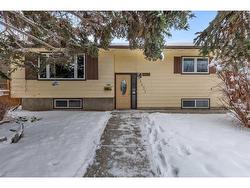 4431 21 Avenue NW Calgary, AB T3B 0W1