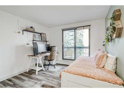 402-537 14 Avenue Sw, Calgary, AB - Indoor Photo Showing Bedroom