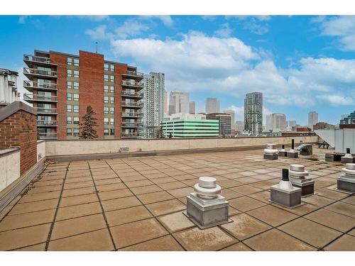 402-537 14 Avenue Sw, Calgary, AB - Outdoor With Balcony