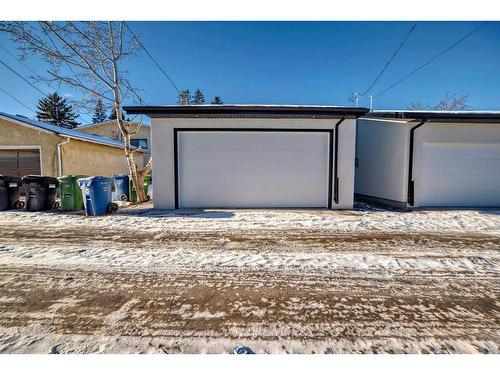 2812A 40 Street Sw, Calgary, AB - Outdoor With Exterior