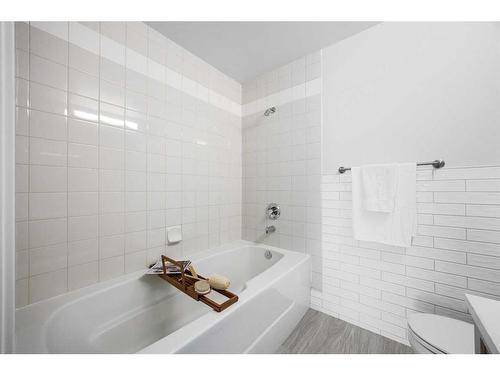 908-205 Riverfront Avenue Sw, Calgary, AB - Indoor Photo Showing Bathroom