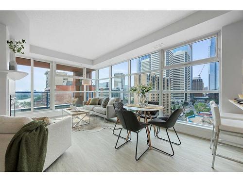 908-205 Riverfront Avenue Sw, Calgary, AB - Indoor