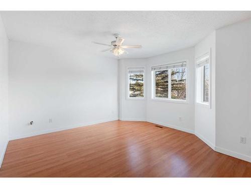 27 Tarington Road Ne, Calgary, AB - Indoor Photo Showing Other Room