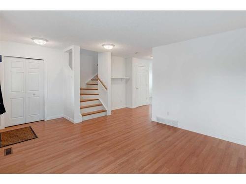 27 Tarington Road Ne, Calgary, AB - Indoor Photo Showing Other Room