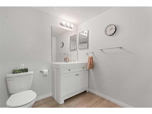 123-550 Prominence Rise Sw, Calgary, AB - Indoor Photo Showing Bathroom