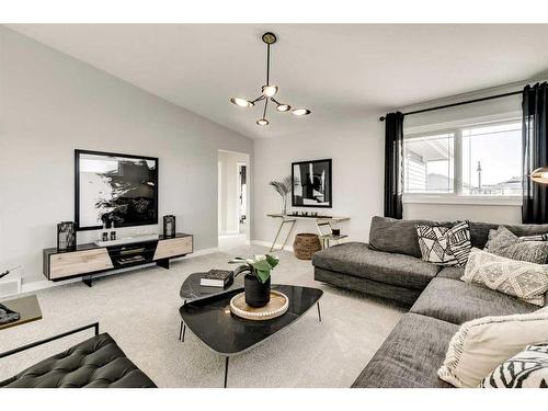 66 Ranchers View East, Okotoks, AB - Indoor Photo Showing Living Room