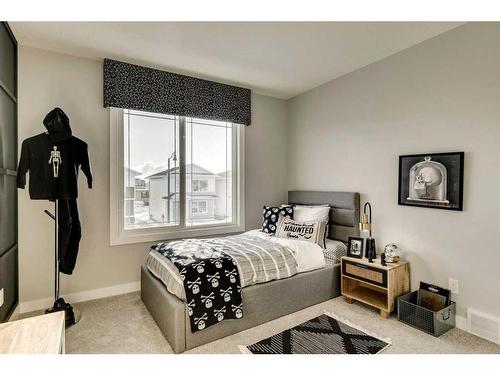 66 Ranchers View East, Okotoks, AB - Indoor Photo Showing Bedroom