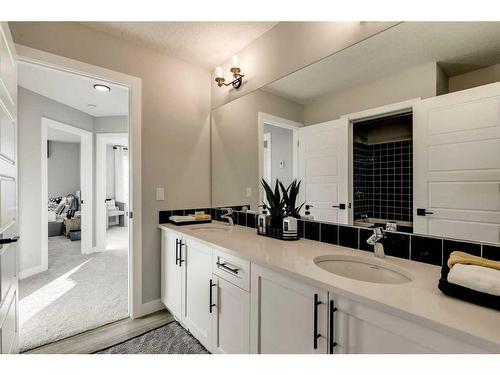 66 Ranchers View East, Okotoks, AB - Indoor Photo Showing Bathroom