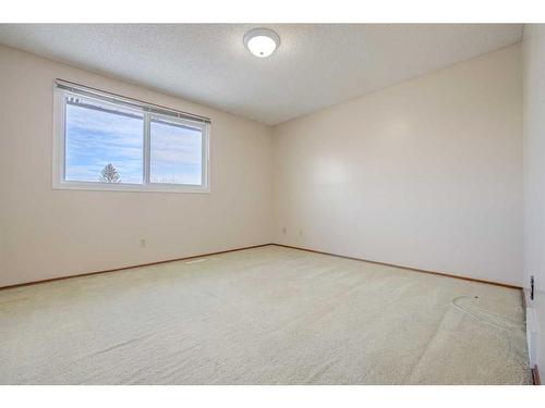 162 Pinemeadow Road Ne, Calgary, AB - Indoor Photo Showing Other Room