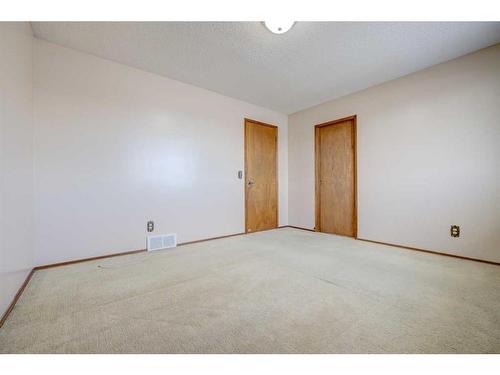 162 Pinemeadow Road Ne, Calgary, AB - Indoor Photo Showing Other Room