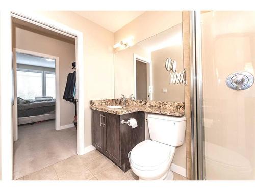 108-1005A Westmount Drive, Strathmore, AB - Indoor Photo Showing Bathroom