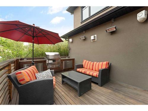 434 29 Avenue Ne, Calgary, AB - Outdoor With Deck Patio Veranda With Exterior