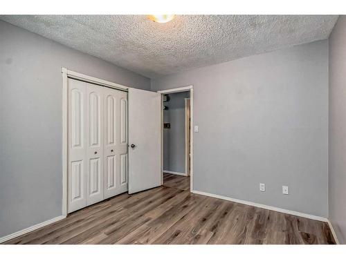 4-645 Meredith Road Ne, Calgary, AB - Indoor Photo Showing Other Room