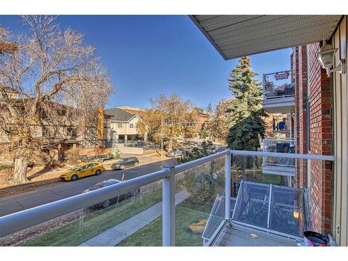 4-645 Meredith Road Ne, Calgary, AB - Outdoor