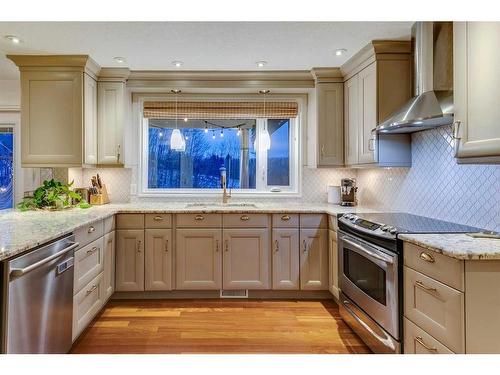 267 Ranch Estates Drive Nw, Calgary, AB - Indoor Photo Showing Kitchen With Stainless Steel Kitchen With Upgraded Kitchen