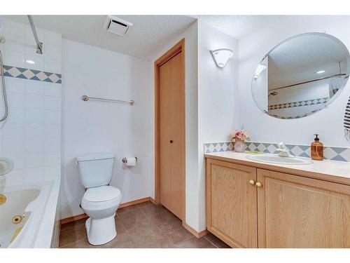 267 Ranch Estates Drive Nw, Calgary, AB - Indoor Photo Showing Bathroom