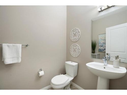 289 Auburn Meadows Boulevard Se, Calgary, AB - Indoor Photo Showing Bathroom