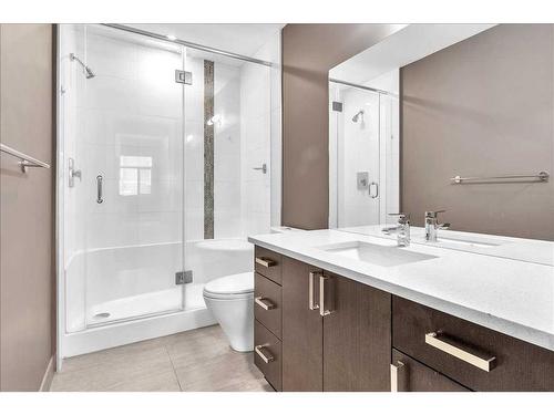 210-22 Auburn Bay Link Se, Calgary, AB - Indoor Photo Showing Bathroom