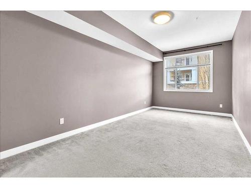 210-22 Auburn Bay Link Se, Calgary, AB - Indoor Photo Showing Other Room