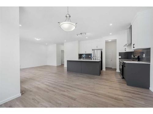 46 Cityline Mount Ne, Calgary, AB - Indoor Photo Showing Kitchen