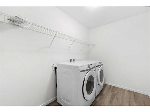 46 Cityline Mount Ne, Calgary, AB - Indoor Photo Showing Laundry Room