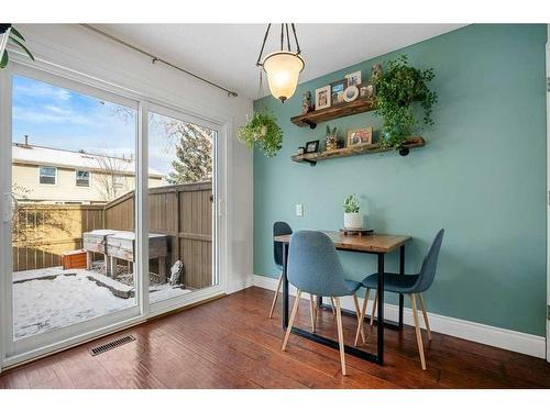 177-123 Queensland Drive Se, Calgary, AB - Indoor Photo Showing Dining Room