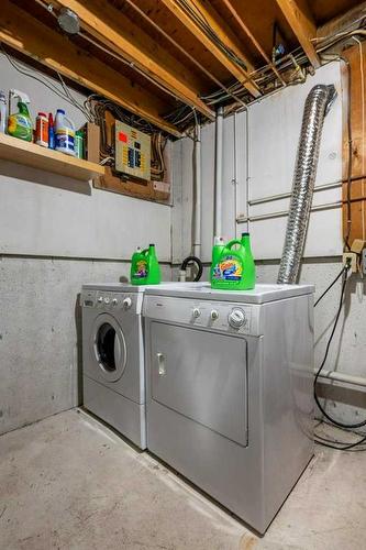 177-123 Queensland Drive Se, Calgary, AB - Indoor Photo Showing Laundry Room