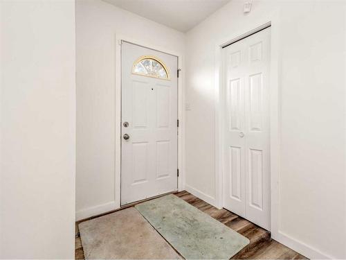 1907 1 Avenue North, Lethbridge, AB - Indoor Photo Showing Other Room