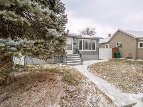 1907 1 Avenue North, Lethbridge, AB - Outdoor