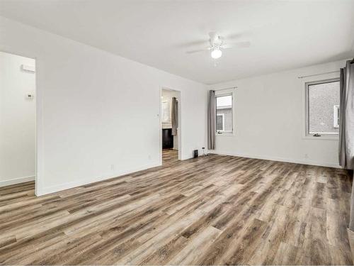 1907 1 Avenue North, Lethbridge, AB - Indoor Photo Showing Other Room