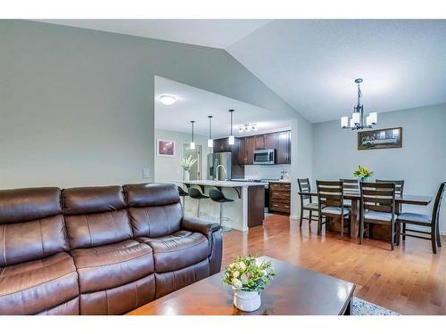 15 Sage Bank Road, Calgary, AB - Indoor Photo Showing Living Room