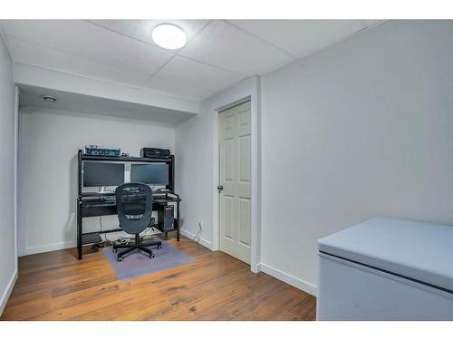 15 Sage Bank Road, Calgary, AB - Indoor Photo Showing Office