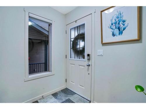 15 Sage Bank Road, Calgary, AB - Indoor Photo Showing Other Room