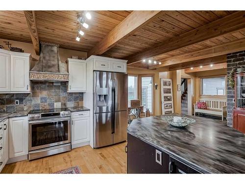 44092 & 44080 Township Road 274, Rural Rocky View County, AB - Indoor Photo Showing Kitchen