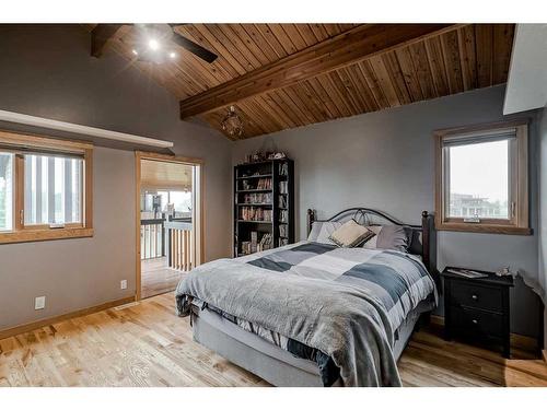 44092 & 44080 Township Road 274, Rural Rocky View County, AB - Indoor Photo Showing Bedroom