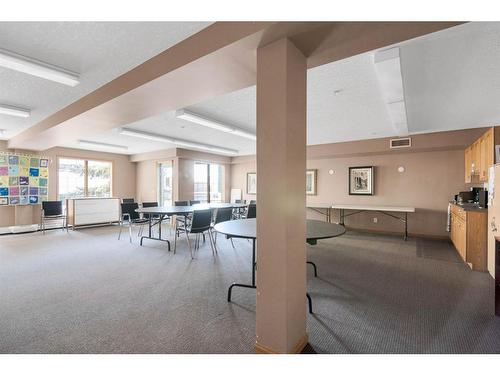 210-8535 Bonaventure Drive Se, Calgary, AB - Indoor Photo Showing Other Room