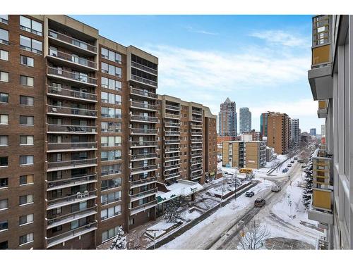 708-626 14 Avenue Sw, Calgary, AB - Outdoor With Balcony With Facade