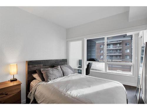 708-626 14 Avenue Sw, Calgary, AB - Indoor Photo Showing Bedroom